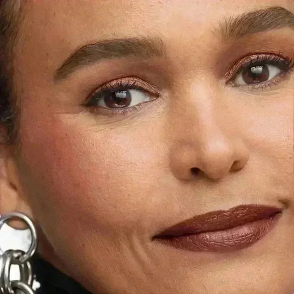 🌸🌸Host Pick🌸🌸Bobbi Brown Luxe Lipstick ~ Brownstone (114) ~NEW in box! - Picture 5 of 13